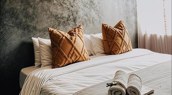 Bo Kamer Guesthouse / Livingwaters Self Catering