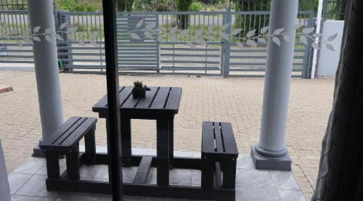 Guesthouse at Vine and Stone