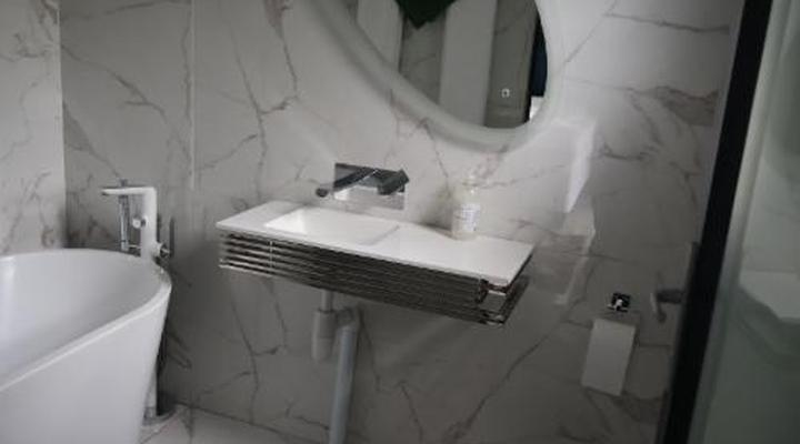 Guesthouse at Vine and Stone