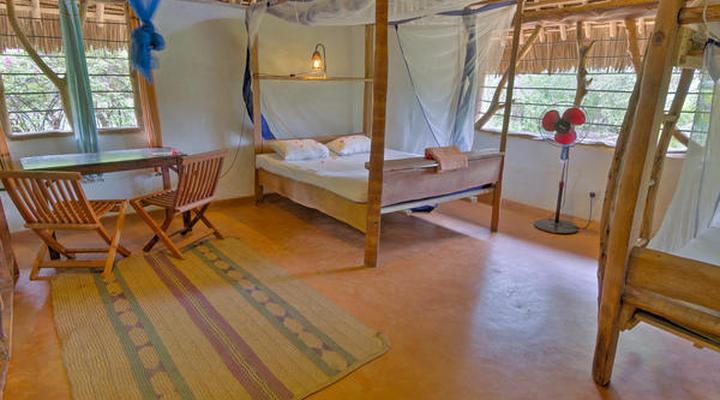 Distant Relatives Ecolodge and Backpackers