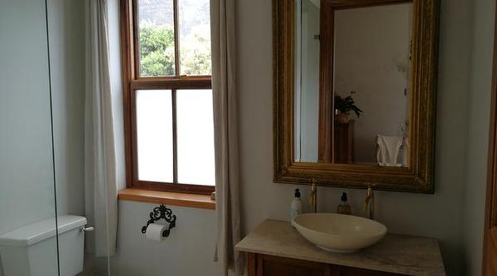 Bakovenbay Luxury Suites