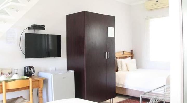 Chandlers Guest House