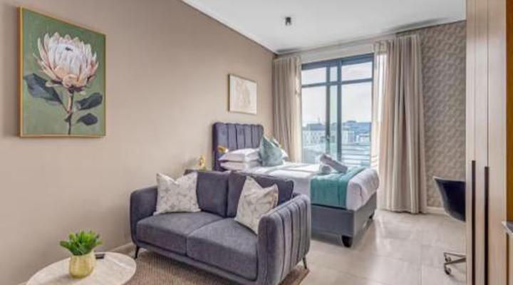 StayCeity at Menlyn Maine