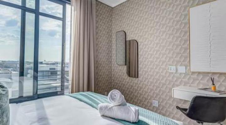 StayCeity at Menlyn Maine