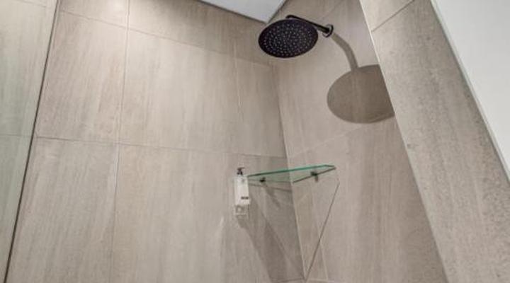 StayCeity at Menlyn Maine