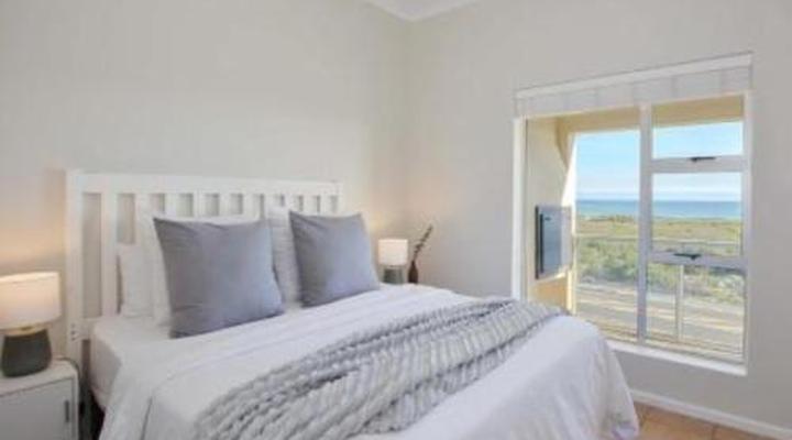 Big Bay Beach Club 220