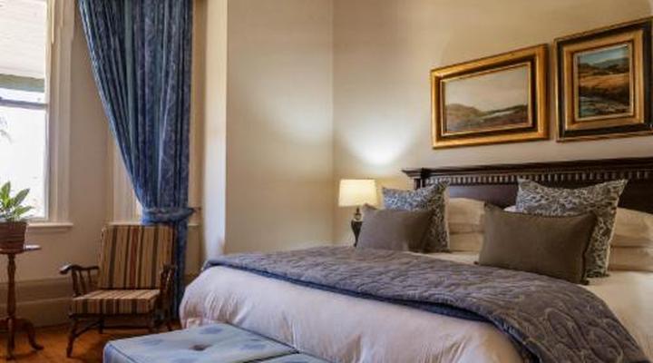 Bakenskraal Ostrich Palace