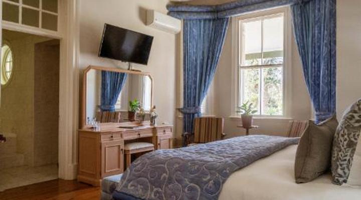 Bakenskraal Ostrich Palace