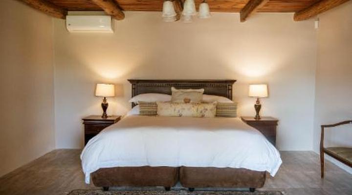 Bakenskraal Ostrich Palace