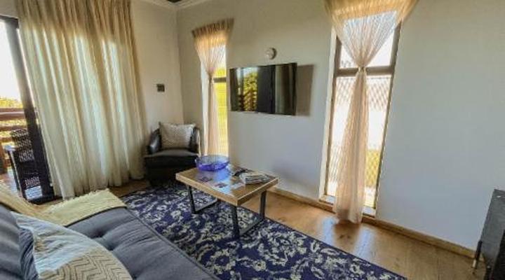 Ocean View Treetop Guesthouse