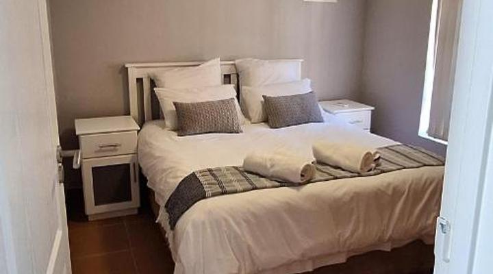 Firehouse Self-Catering Cottage No 5