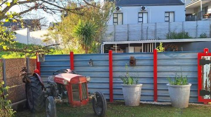 Firehouse Self-Catering Garden Cottages