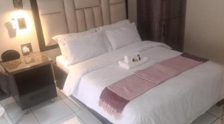 La - Majestic Guest Lodge