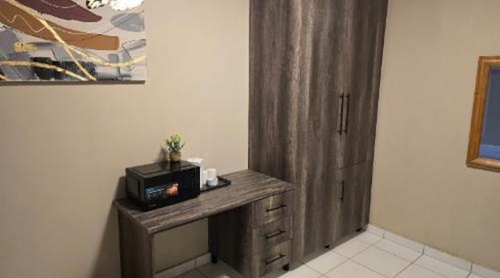 La - Majestic Guest Lodge