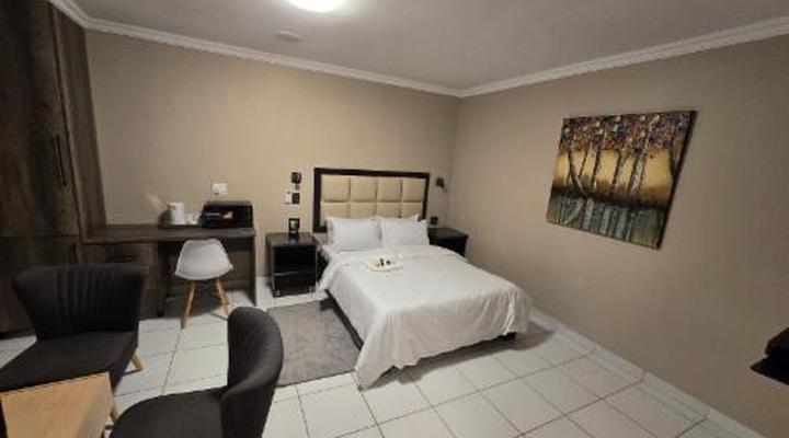 La - Majestic Guest Lodge