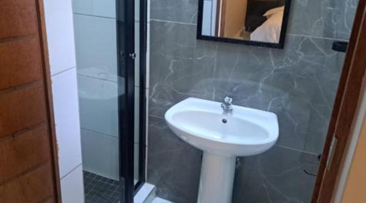 La - Majestic Guest Lodge