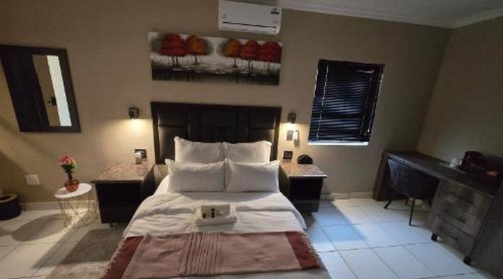 La - Majestic Guest Lodge