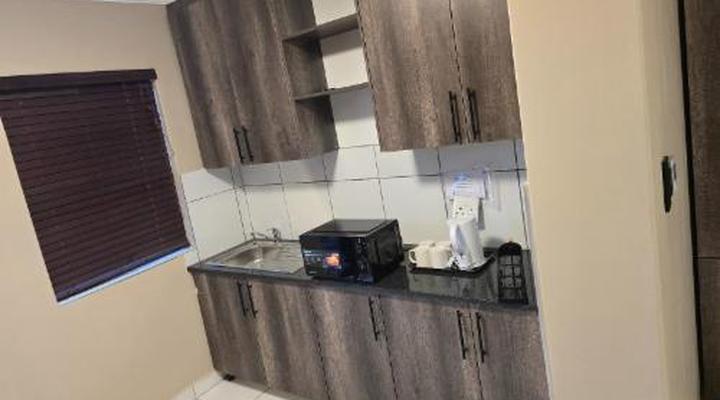 La - Majestic Guest Lodge