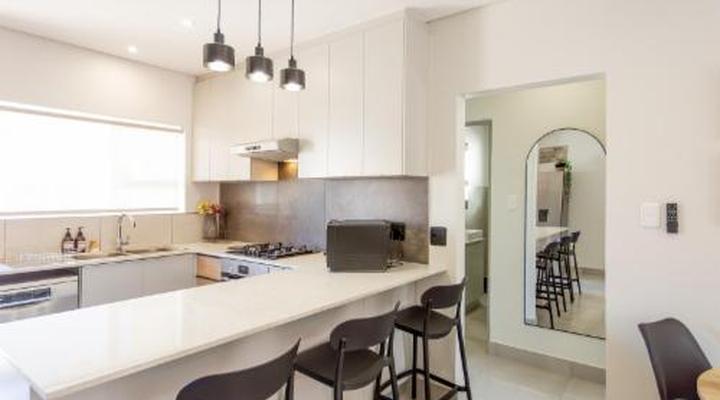 1 on York - Townhouse 26