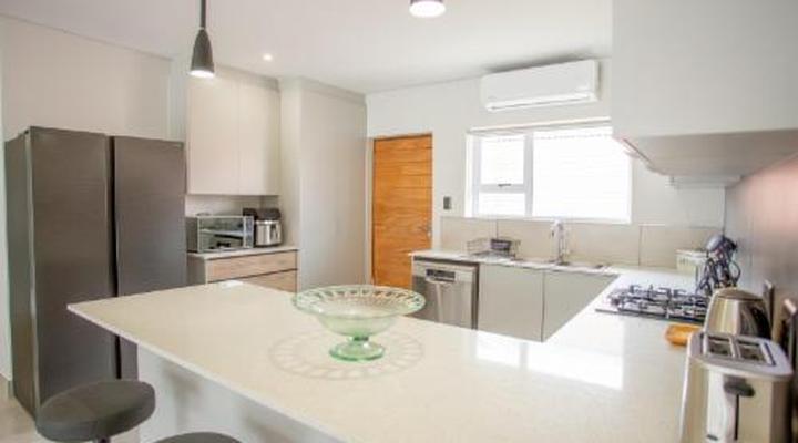 1 on York - Group House 29