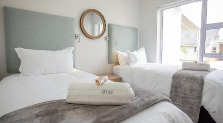 1 on York - Group House 29