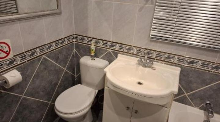 The Clubhouse Guesthouse