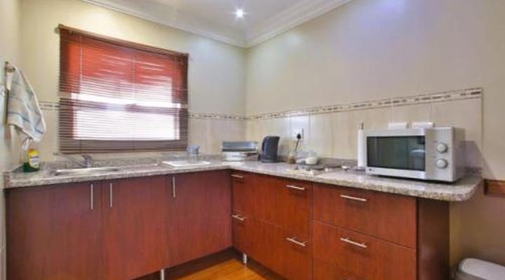 The Clubhouse Guesthouse