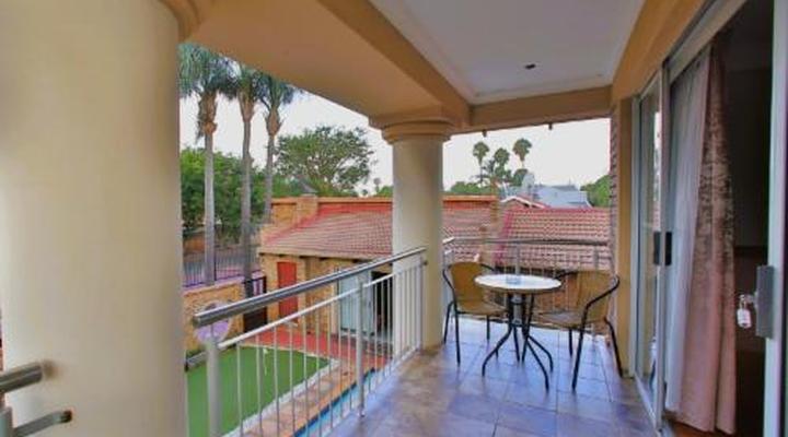 The Clubhouse Guesthouse