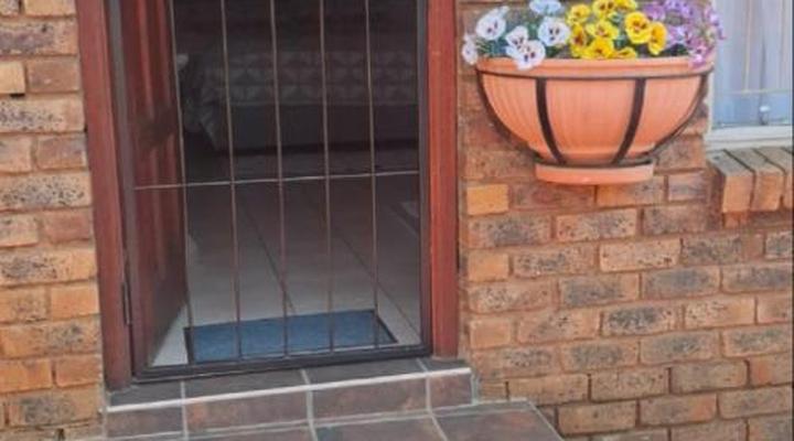 The Clubhouse Guesthouse