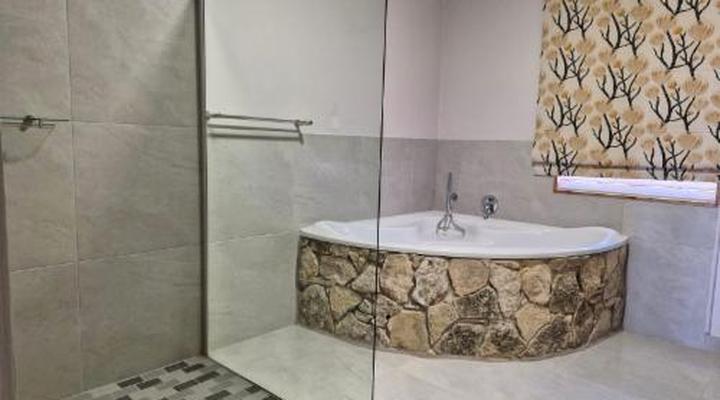 Swartklip Game Lodge