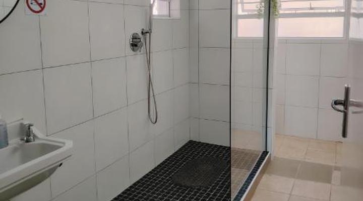 54 on 7th Newton Park