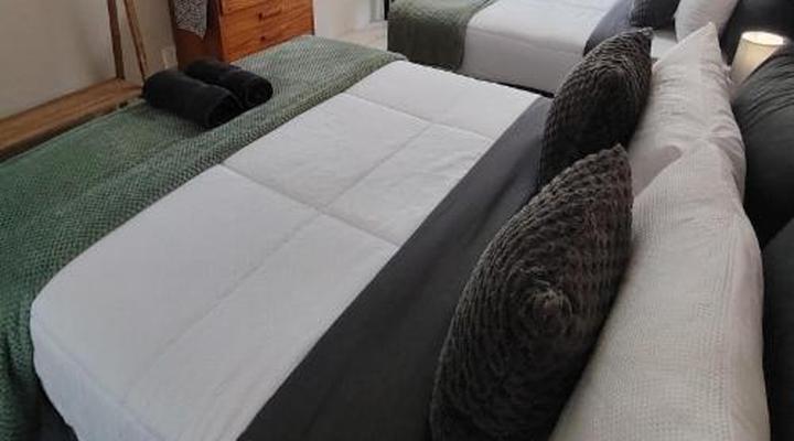 54 on 7th Newton Park