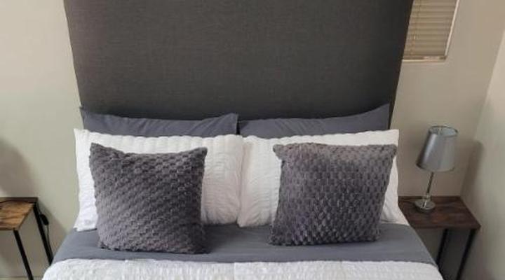 54 on 7th Newton Park