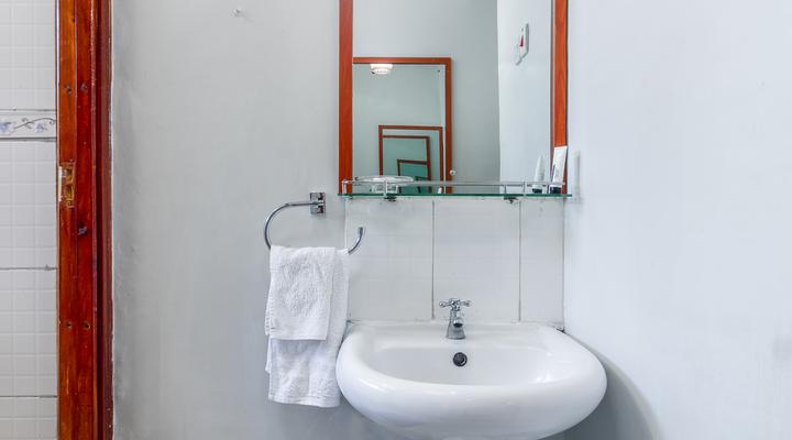 Javilla Eagles Safari Guest House