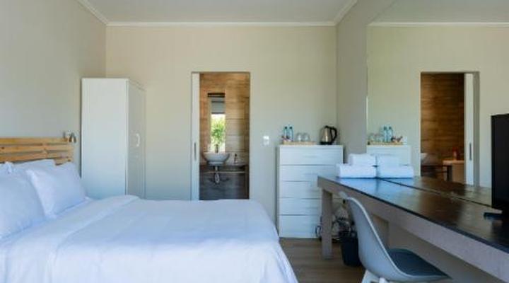 Bloubergstrand Lodge