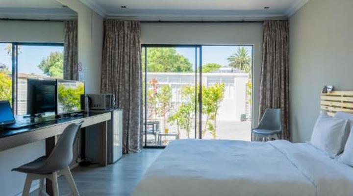 Bloubergstrand Lodge