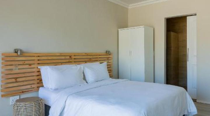 Bloubergstrand Lodge