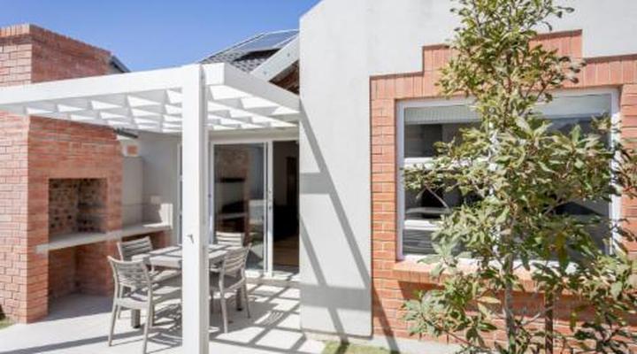 1 on York - Townhouse 61