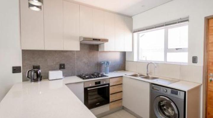 1 on York - Townhouse 61