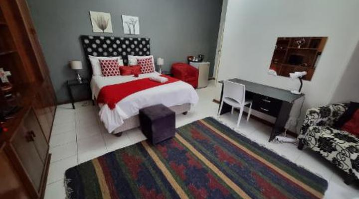 Loerie Lodge Phalaborwa