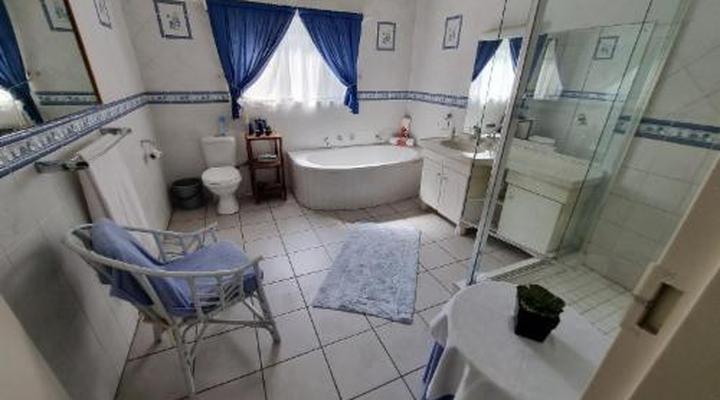 Loerie Lodge Phalaborwa