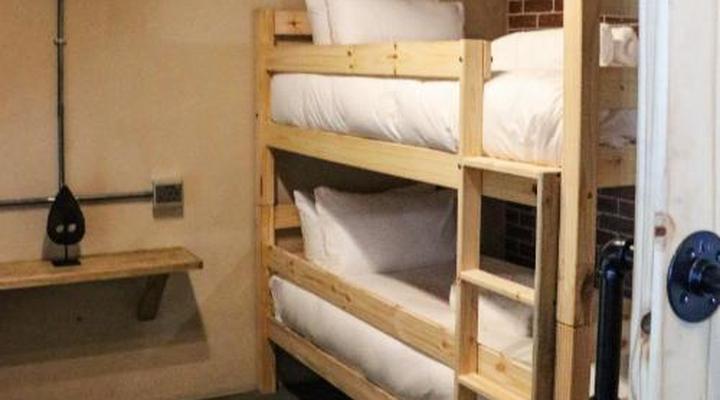 Die Stalle by Chickania