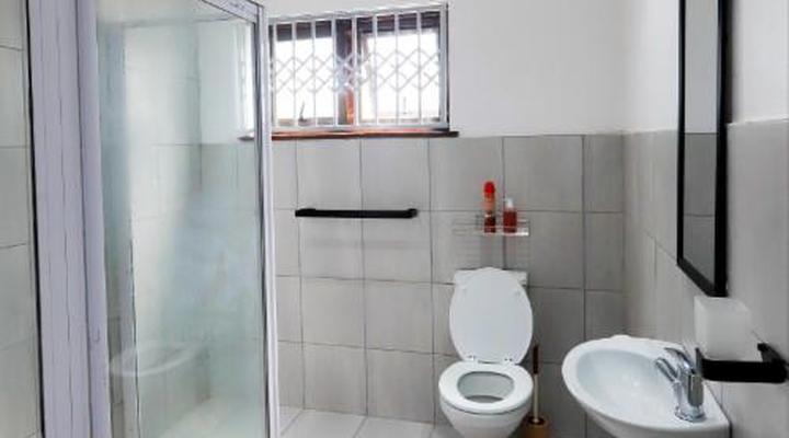 Riveria Guest Lodge and Spa