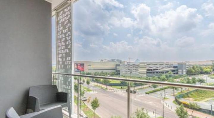 Lux @ Ellipse Galelileo