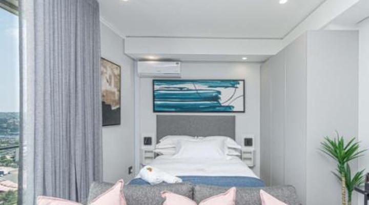 Lux @ Ellipse Galelileo