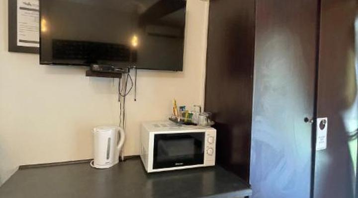 Oaklands Inn & Conference Centre