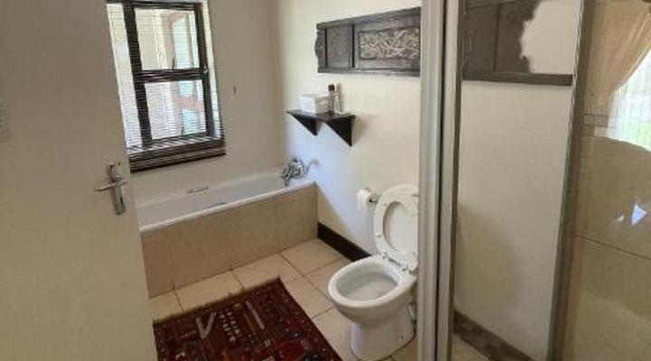 Oaklands Inn & Conference Centre