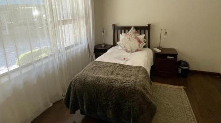 Oaklands Inn & Conference Centre