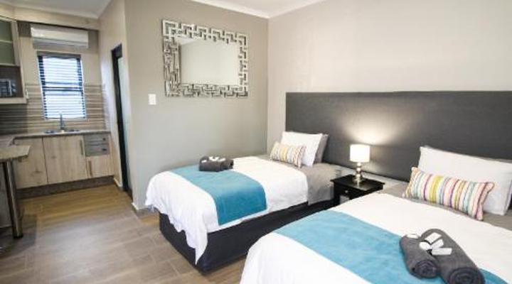 De Stroom Guest Lodge