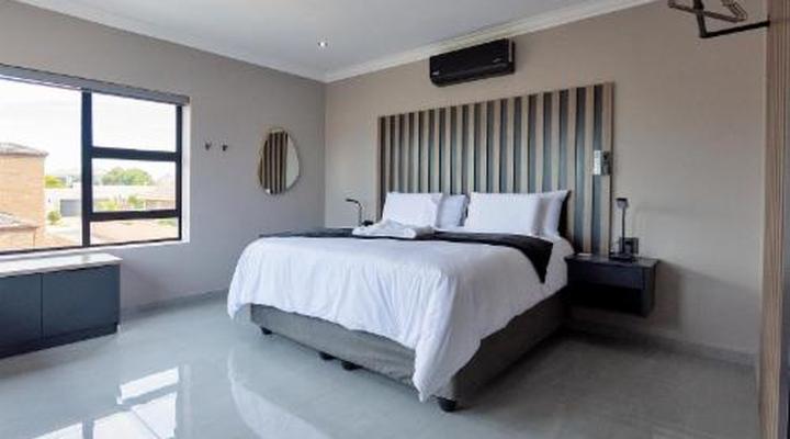 Grey Luxury Accommodation Langebaan